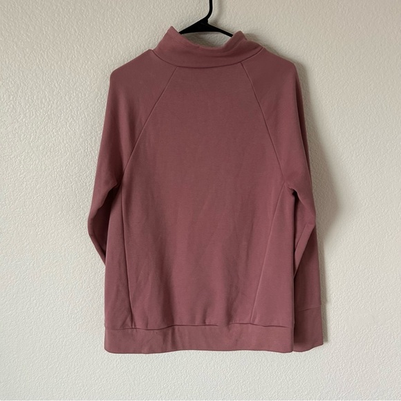 Fabletics Women’s Medium Dusty Rose Activewear, Mock Neck, Turtleneck Sweater - Picture 4 of 10